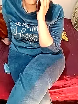 Snapshot of ShadiaStar chatting on March 2025 04:21:02 AM ShadiaStar online show from March 2025 04:21:02 AM