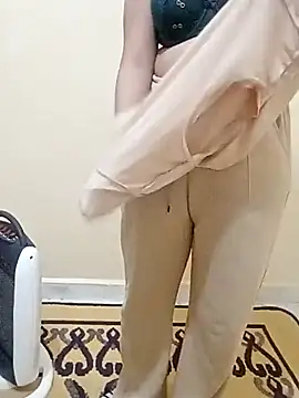 Snapshot of ShadiaStar chatting on March 2025 04:47:02 AM ShadiaStar online show from March 2025 04:47:02 AM