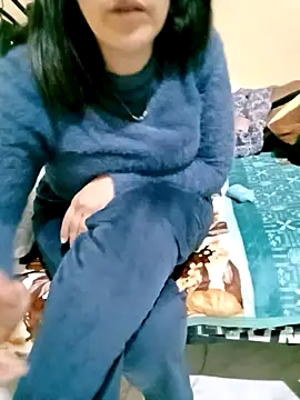 Snapshot of ShadiaStar chatting on February 2026 07:10:01 PM ShadiaStar online show from February 2026 07:10:01 PM