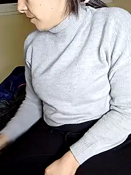 Snapshot of ShadiaStar chatting on February 2026 07:43:01 PM ShadiaStar online show from February 2026 07:43:01 PM