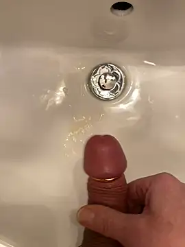 Snapshot of knudelboy2 chatting on March 2025 07:43:02 PM knudelboy2 online show from March 2025 07:43:02 PM