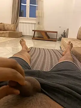 Lahcene online show from February 2026 11:20:01 PM