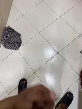 Lahcene online show from February 2026 02:44:02 PM