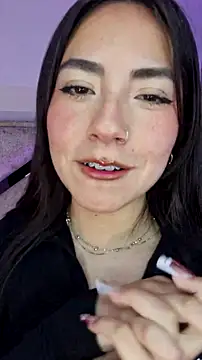 Snapshot of Melody_04 chatting on March 2025 08:42:01 AM Melody 04 online show from March 2025 08:42:01 AM