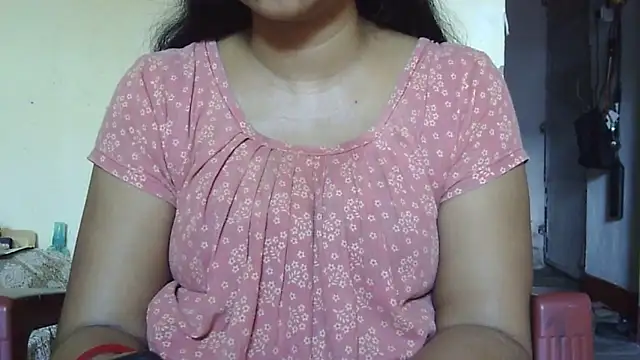 Snapshot of Suhana-sapna chatting on November 2025 03:50:01 AM Suhana-sapna online show from November 2025 03:50:01 AM