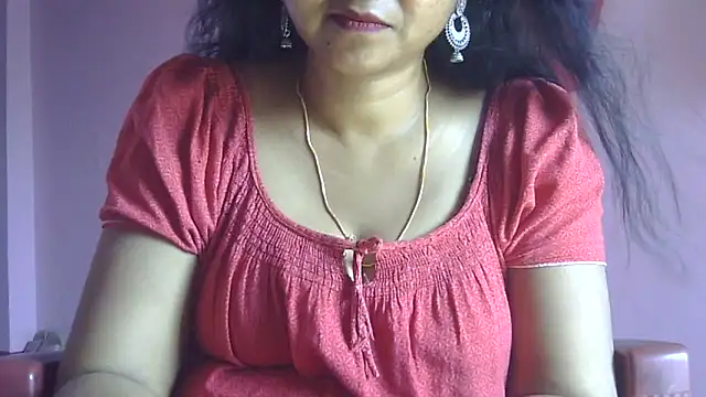 Snapshot of Suhana-sapna chatting on April 2026 03:28:01 AM Suhana-sapna online show from April 2026 03:28:01 AM
