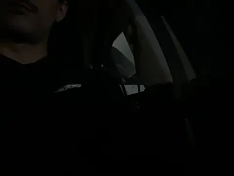 Snapshot of Heter69Ojete chatting on December 2024 10:15:01 PM Heter69Ojete online show from December 2024 10:15:01 PM