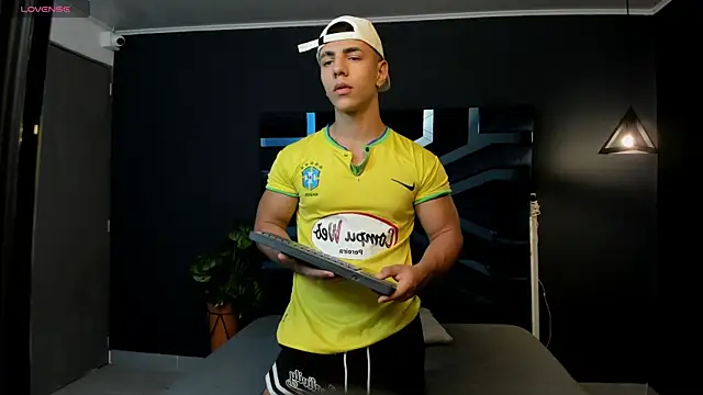 Flynn Riider online show from March 2025 11:33:02 AM