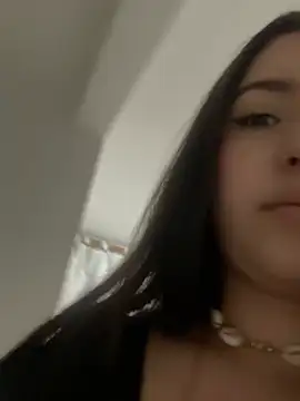 Snapshot of zoewillian chatting on February 2025 03:22:01 AM zoewillian online show from February 2025 03:22:01 AM