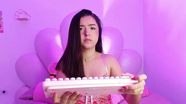 Snapshot of zoewillian chatting on October 2025 02:42:02 AM zoewillian online show from October 2025 02:42:02 AM