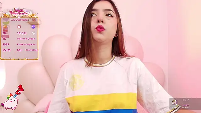 zoewillian online show from July 2026 10:05:01 PM