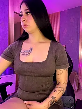 Zoee t online show from November 2025 03:45:02 AM