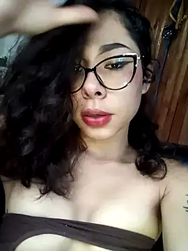 Snapshot of Kyomisweet chatting on December 2024 08:34:01 PM Kyomisweet online show from December 2024 08:34:01 PM