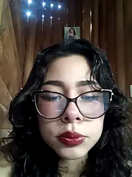 Snapshot of Kyomisweet chatting on January 2025 07:29:01 PM Kyomisweet online show from January 2025 07:29:01 PM