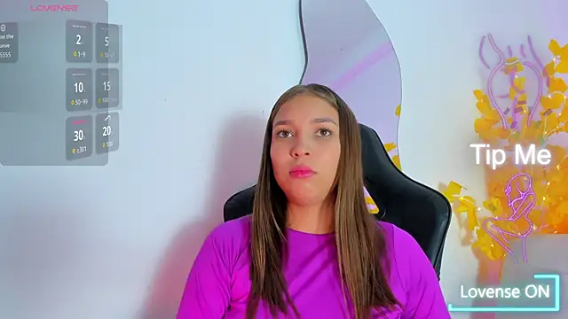 Snapshot of HaleyAmaya chatting on October 2025 07:14:01 PM HaleyAmaya online show from October 2025 07:14:01 PM