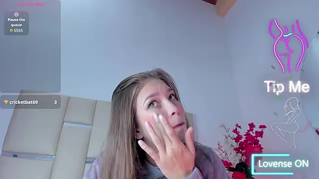 Snapshot of HaleyAmaya chatting on November 2025 12:20:01 PM HaleyAmaya online show from November 2025 12:20:01 PM