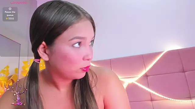 HaleyAmaya online show from May 2026 01:00:02 AM