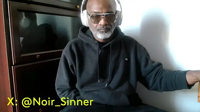 sinnernoir online show from May 2026 01:07:01 PM