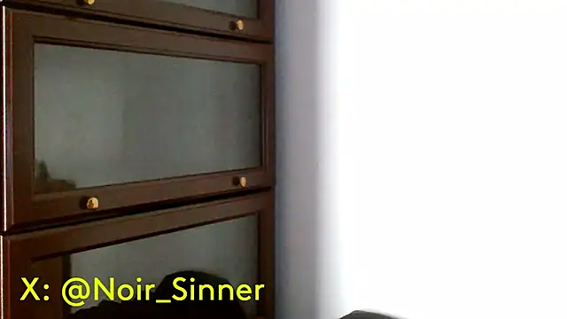sinnernoir online show from May 2026 12:43:01 PM