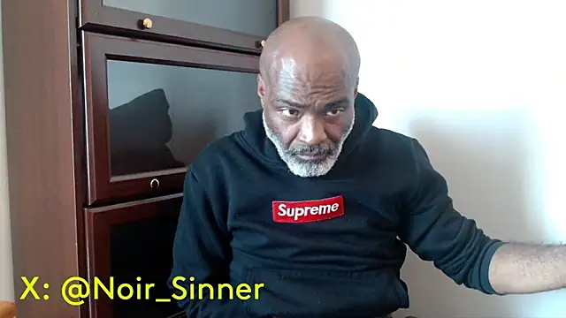sinnernoir online show from May 2026 06:38:01 PM