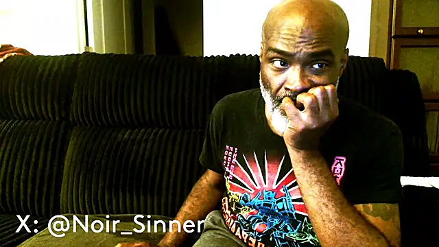 Snapshot of sinnernoir chatting on June 2026 07:06:01 AM sinnernoir online show from June 2026 07:06:01 AM