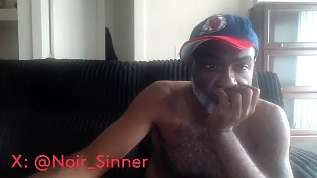 Snapshot of sinnernoir chatting on June 2026 07:12:02 PM sinnernoir online show from June 2026 07:12:02 PM