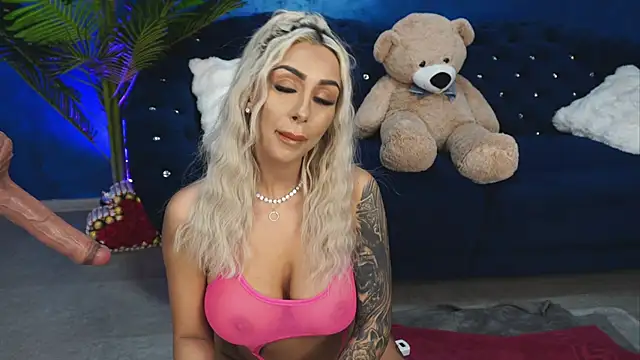 GoldenAmber online show from January 2025 02:47:01 AM