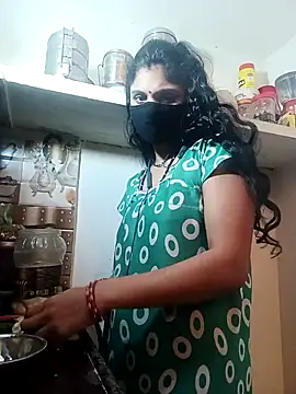 Snapshot of Cute-Aadhvita chatting on February 2025 04:31:01 AM Cute-Aadhvita online show from February 2025 04:31:01 AM