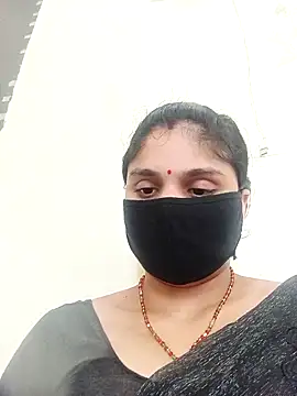 Snapshot of Cute-Aadhvita chatting on October 2025 09:18:02 AM Cute-Aadhvita online show from October 2025 09:18:02 AM