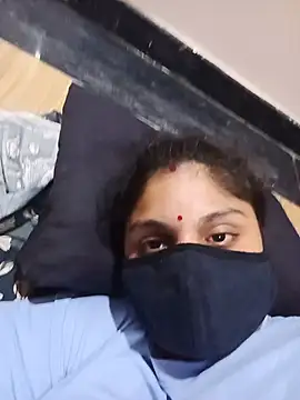 Cute-Aadhvita online show from May 2026 11:31:02 PM