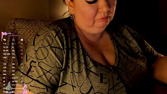 Snapshot of SexxyDreams1 chatting on December 2024 01:50:01 PM SexxyDreams1 online show from December 2024 01:50:01 PM