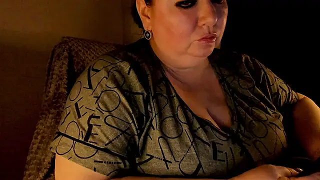 Snapshot of SexxyDreams1 chatting on December 2024 09:22:02 PM SexxyDreams1 online show from December 2024 09:22:02 PM