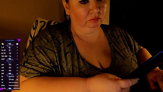 Snapshot of SexxyDreams1 chatting on January 2025 04:39:02 AM SexxyDreams1 online show from January 2025 04:39:02 AM