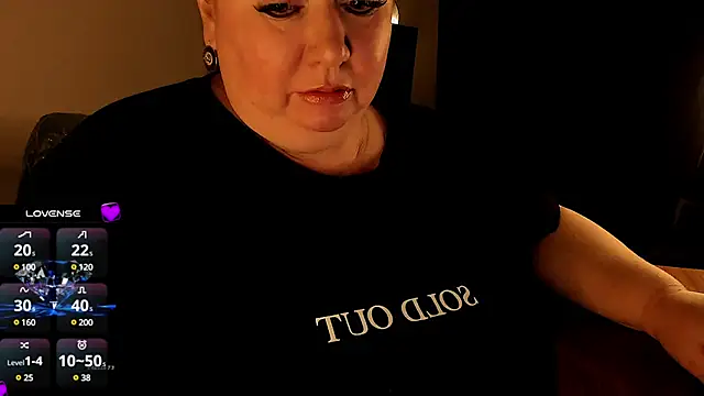 Snapshot of SexxyDreams1 chatting on March 2025 12:48:01 AM SexxyDreams1 online show from March 2025 12:48:01 AM