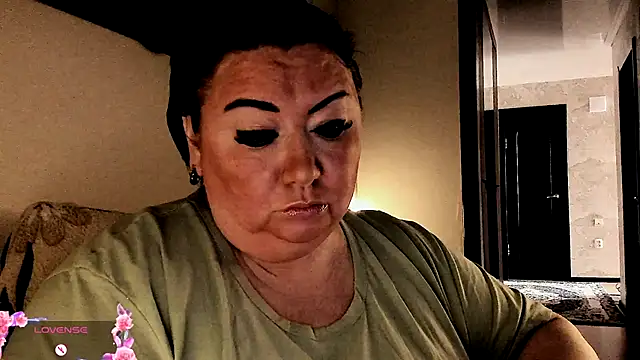 Snapshot of SexxyDreams1 chatting on October 2025 05:47:02 AM SexxyDreams1 online show from October 2025 05:47:02 AM