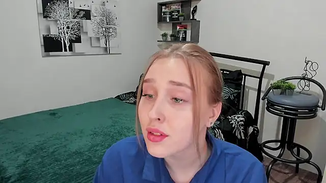 LinaTruly online show from March 2025 08:16:01 PM