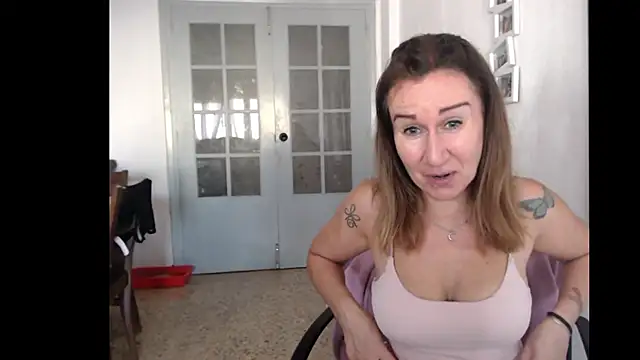 TamaraSweetxo online show from September 2025 03:56:02 PM