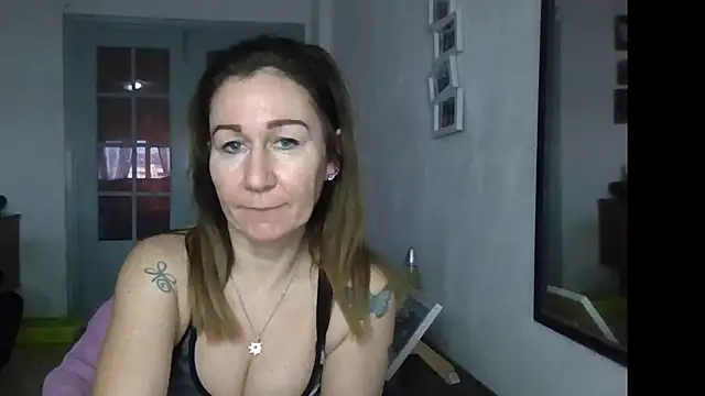 TamaraSweetxo online show from March 2026 09:15:01 AM