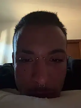 Snapshot of FTM98xxx chatting on January 2025 01:47:01 PM FTM98xxx online show from January 2025 01:47:01 PM