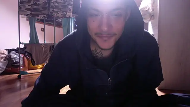 Snapshot of FTM98xxx chatting on February 2026 09:45:02 AM FTM98xxx online show from February 2026 09:45:02 AM