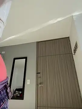 NicoleCut online show from March 2025 12:04:02 PM