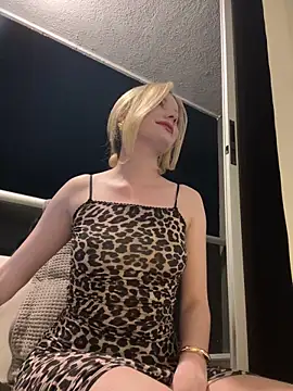 NicoleCut online show from December 2025 11:31:01 PM