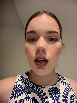 Snapshot of NicoleCut chatting on July 2026 12:12:01 AM NicoleCut online show from July 2026 12:12:01 AM