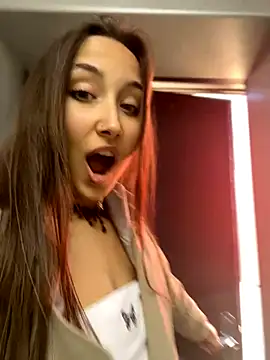 Snapshot of VelvetVixenI chatting on September 2025 11:59:01 AM VelvetVixenI online show from September 2025 11:59:01 AM