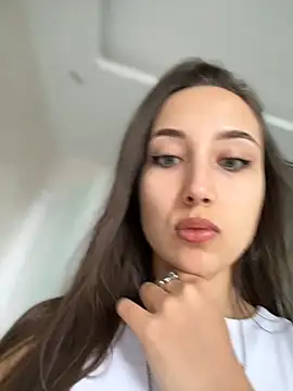 Snapshot of VelvetVixenI chatting on November 2025 11:09:02 AM VelvetVixenI online show from November 2025 11:09:02 AM