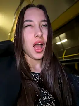 Snapshot of VelvetVixenI chatting on November 2025 05:37:02 PM VelvetVixenI online show from November 2025 05:37:02 PM