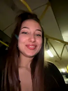 Snapshot of VelvetVixenI chatting on November 2025 05:26:01 PM VelvetVixenI online show from November 2025 05:26:01 PM