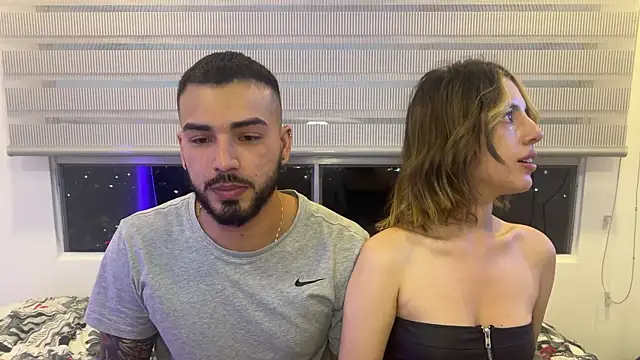 Snapshot of savage_sweethearts chatting on January 2025 11:33:01 PM savage sweethearts online show from January 2025 11:33:01 PM