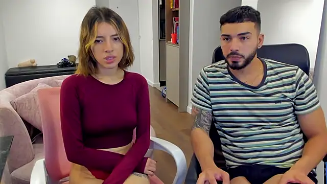 Snapshot of savage_sweethearts chatting on March 2025 04:47:02 AM savage sweethearts online show from March 2025 04:47:02 AM