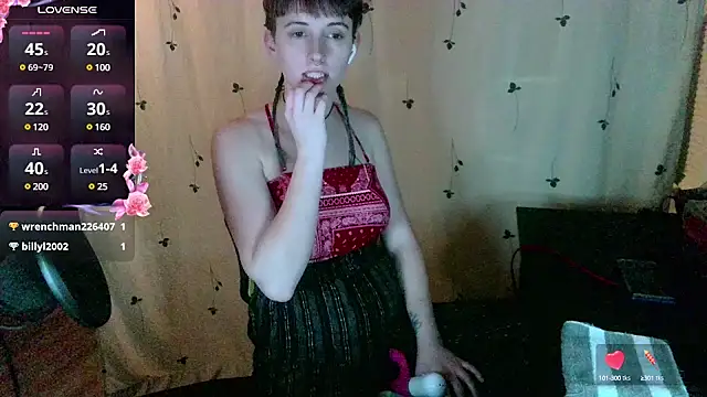 Snapshot of _hellostormy_ chatting on February 2025 12:31:02 AM hellostormy online show from February 2025 12:31:02 AM